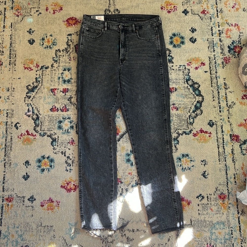GAP Cigarette High Rise Jeans with Secret Smoothing Pockets